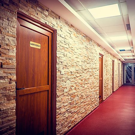 סלניק מולדובה Perla Hotel מראה חיצוני תמונה