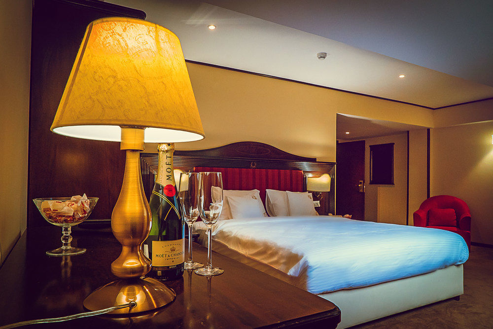 סלניק מולדובה Perla Hotel מראה חיצוני תמונה